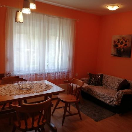 House Natali Appartement Vrhovine Buitenkant foto