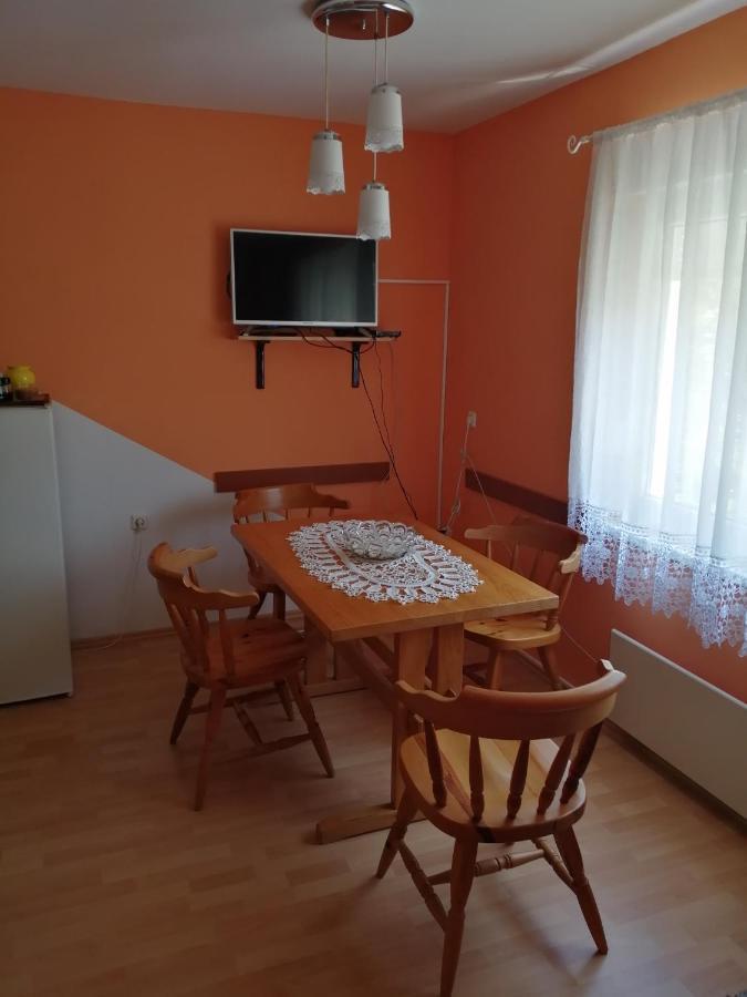 House Natali Appartement Vrhovine Buitenkant foto
