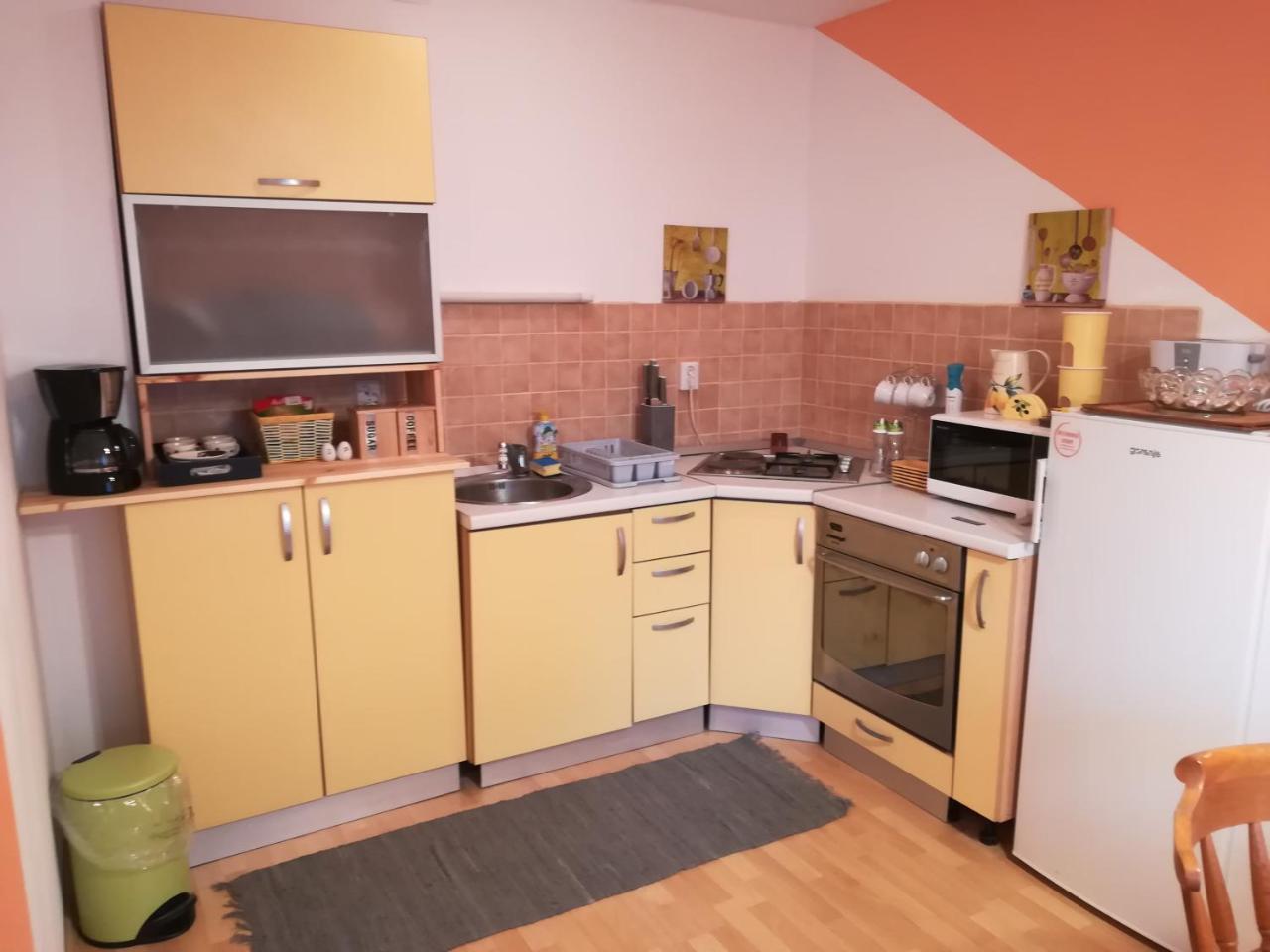 House Natali Appartement Vrhovine Buitenkant foto
