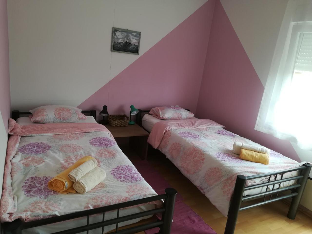 House Natali Appartement Vrhovine Buitenkant foto